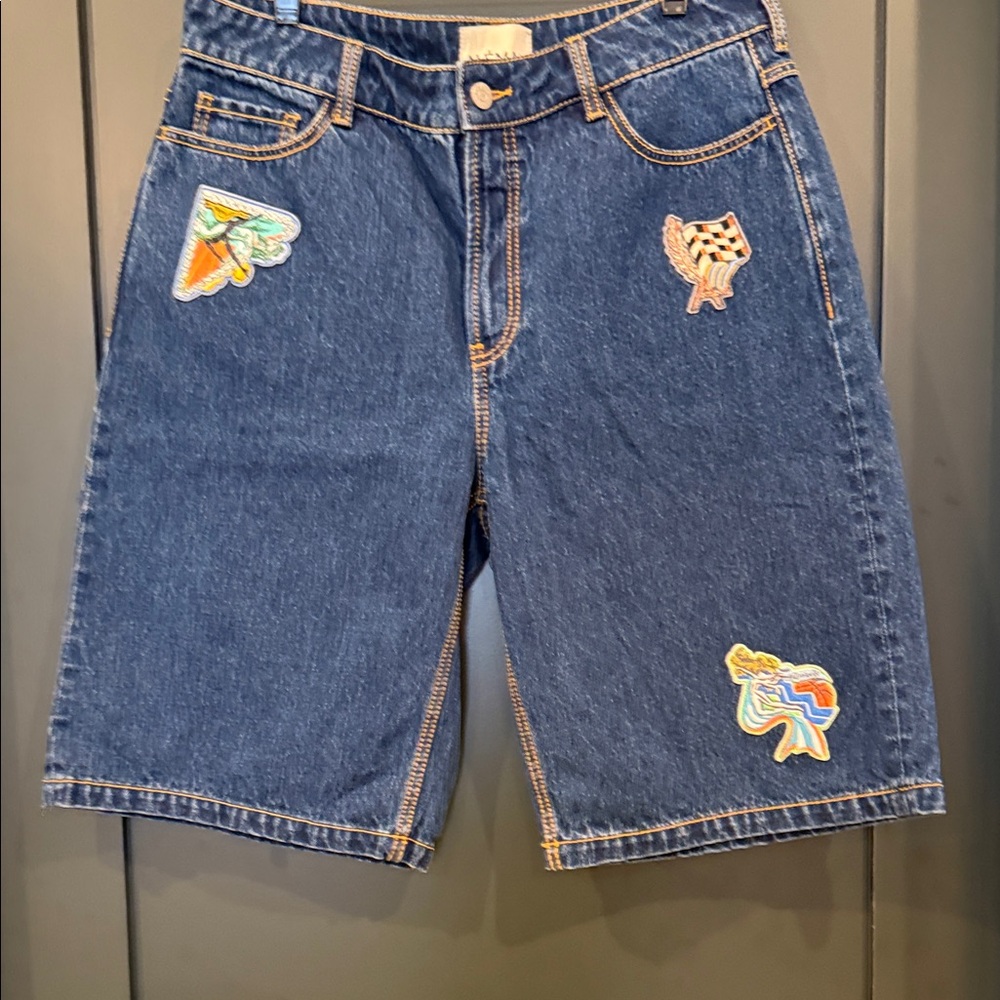 Alemais  oversized “ Speedy” shorts. It’s a size 8 US but fits very relaxed